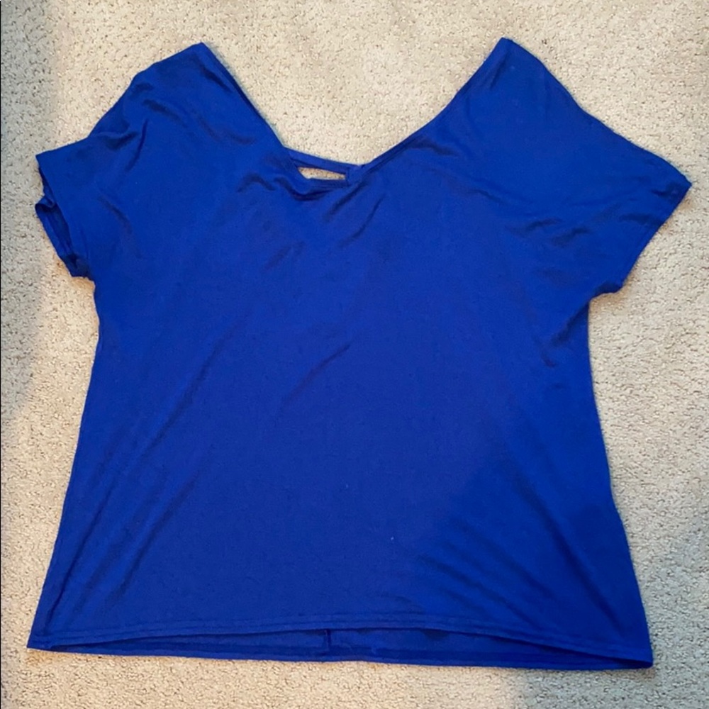 royal blue tee
